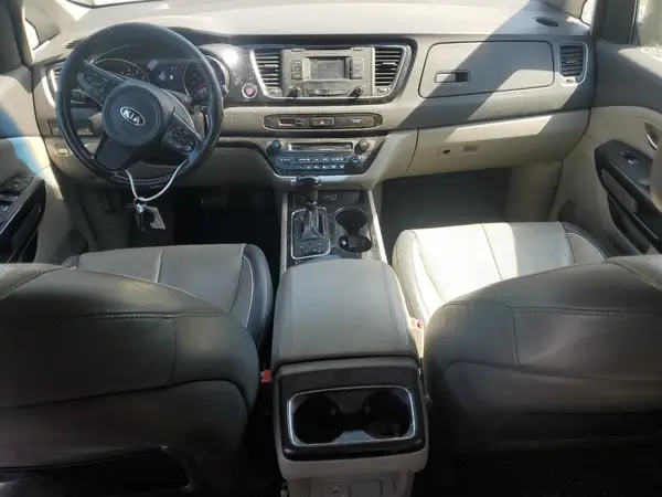 KNDMC5C19G6137519 2016 KIA SEDONA - Image 8