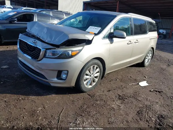 KNDMC5C19G6138377 2016 KIA SEDONA - Image 2