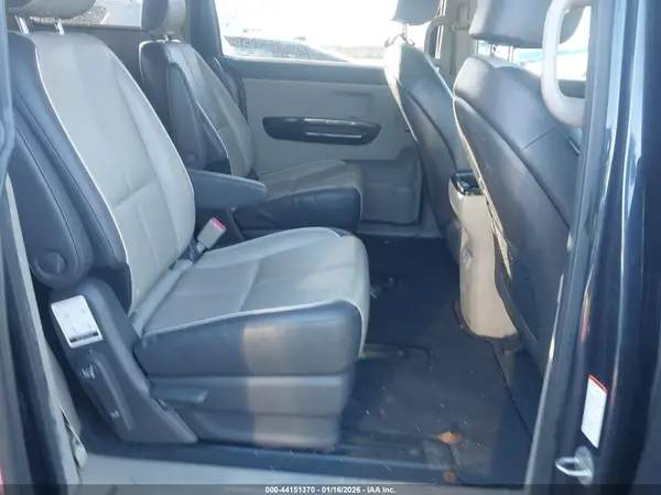 KNDMC5C19G6154563 2016 KIA SEDONA - Image 8