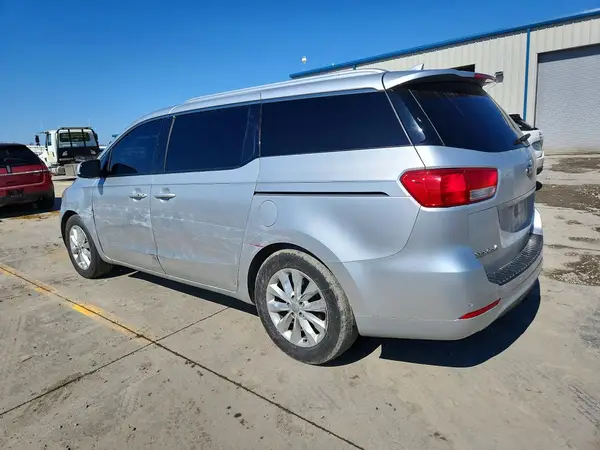 KNDMC5C19G6157737 2016 KIA SEDONA - Image 2