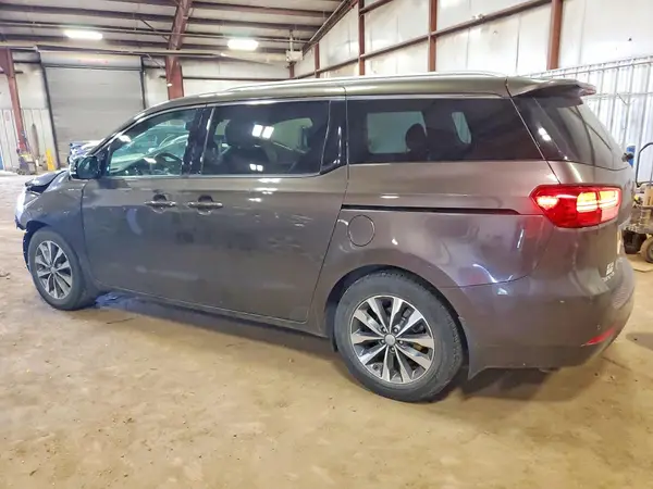 KNDMC5C19G6170889 2016 KIA SEDONA - Image 2