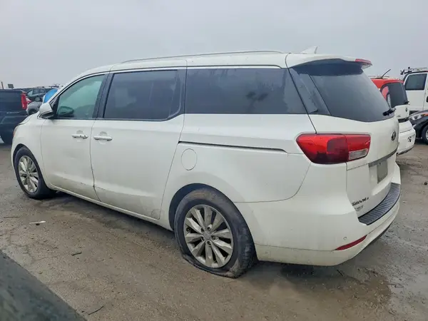 KNDMC5C19G6173193 2016 KIA SEDONA - Image 2