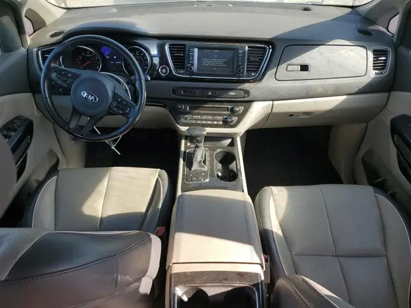 KNDMC5C19H6263638 2017 KIA SEDONA - Image 8