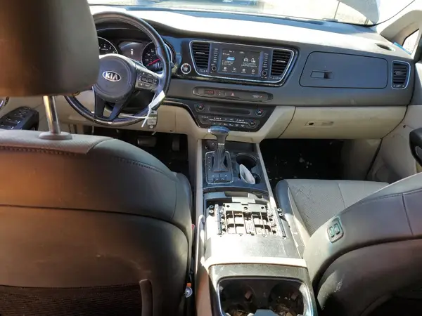 KNDMC5C19J6351207 2018 KIA SEDONA - Image 8