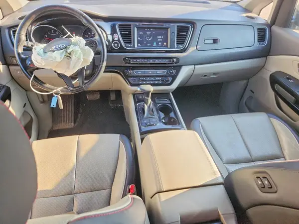 KNDMC5C19J6422731 2018 KIA SEDONA - Image 8