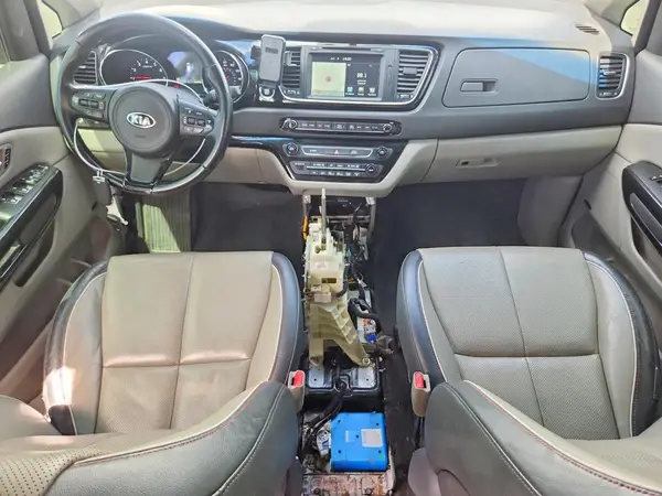 KNDMC5C1XG6104013 2016 KIA SEDONA - Image 8