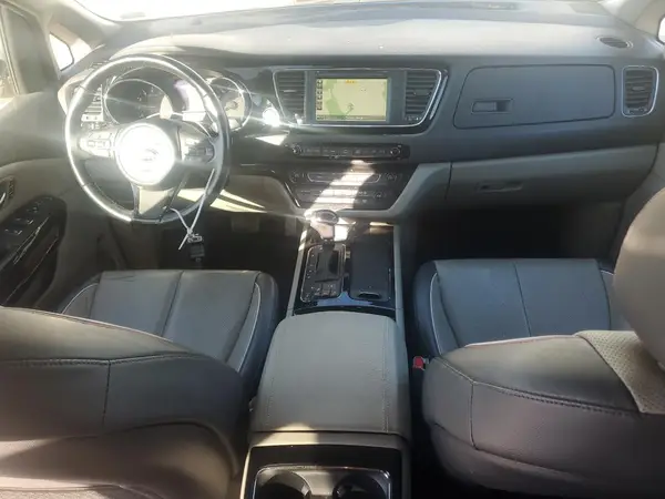 KNDMC5C1XG6108563 2016 KIA SEDONA - Image 8