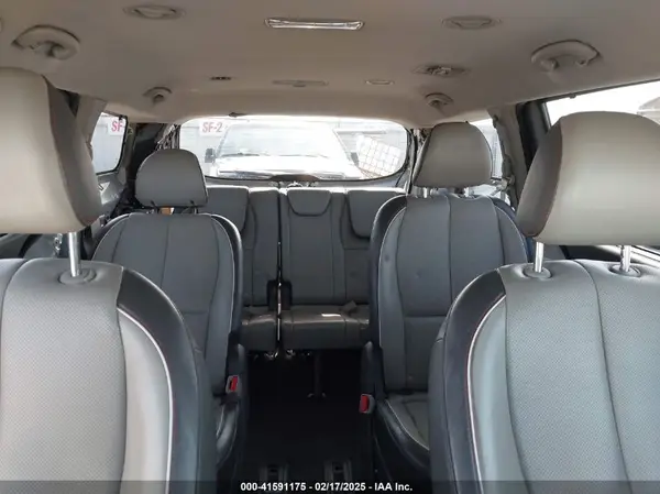 KNDMC5C1XG6116503 2016 KIA SEDONA - Image 8