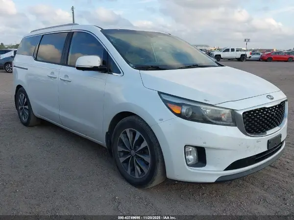 KNDMC5C1XG6132765 2016 KIA SEDONA - Image 1