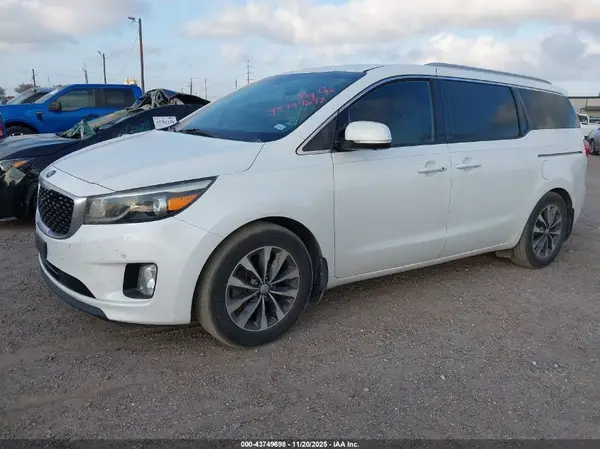 KNDMC5C1XG6132765 2016 KIA SEDONA - Image 2