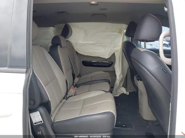 KNDMC5C1XG6135813 2016 KIA SEDONA - Image 8