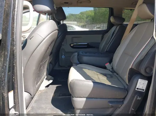KNDMC5C1XG6138131 2016 KIA SEDONA - Image 8