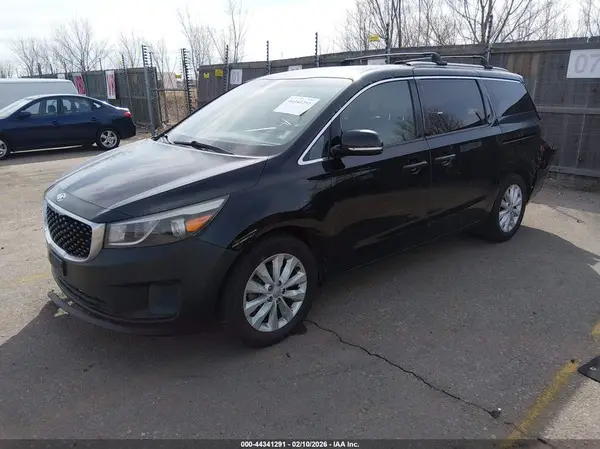 KNDMC5C1XG6139246 2016 KIA SEDONA - Image 2