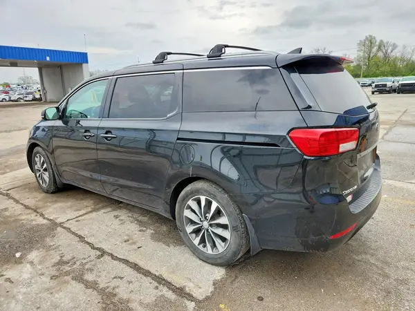 KNDMC5C1XG6159058 2016 KIA SEDONA - Image 2