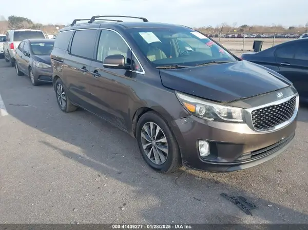 KNDMC5C1XG6159271 2016 KIA SEDONA - Image 1