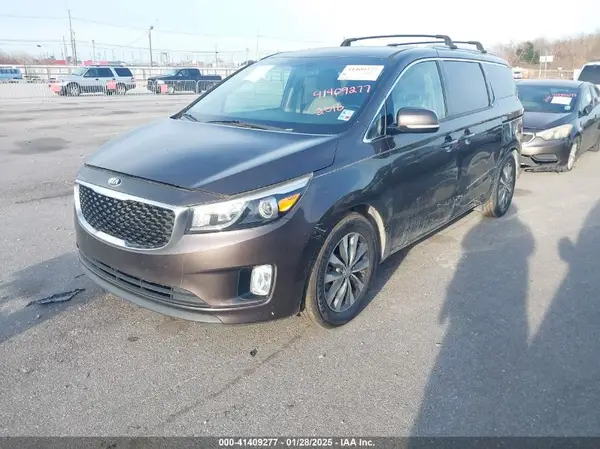 KNDMC5C1XG6159271 2016 KIA SEDONA - Image 2