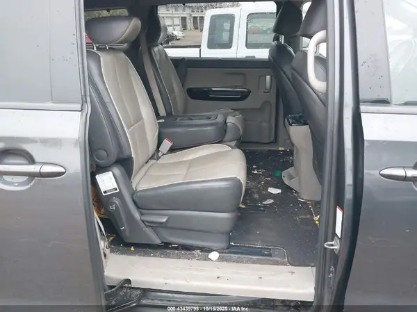 KNDMC5C1XG6168908 2016 KIA SEDONA - Image 8