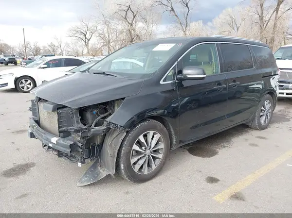 KNDMC5C1XH6317674 2017 KIA SEDONA - Image 2