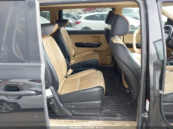 KNDMC5C1XH6317674 2017 KIA SEDONA - Image 8
