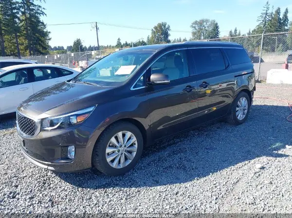 KNDMC5C1XJ6372650 2018 KIA SEDONA - Image 2