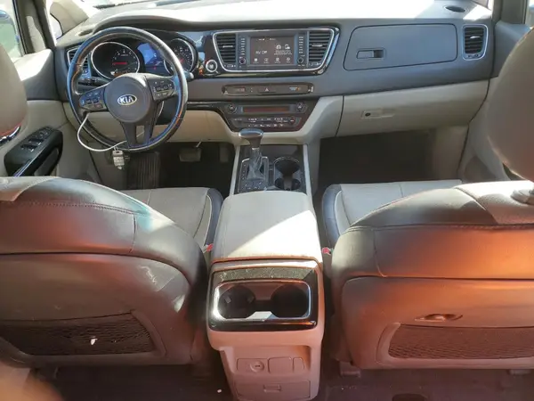 KNDMC5C1XJ6386435 2018 KIA SEDONA - Image 8