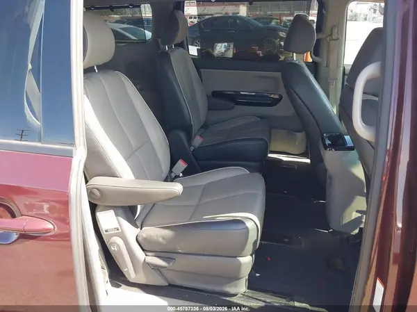 KNDMC5C1XJ6399282 2018 KIA SEDONA - Image 8