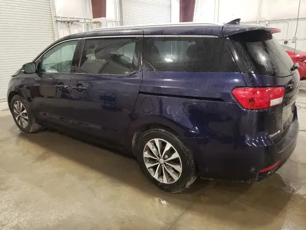 KNDMC5C1XJ6422835 2018 KIA SEDONA - Image 2