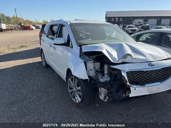 KNDME5C10G6211212 2016 KIA SEDONA - Image 1