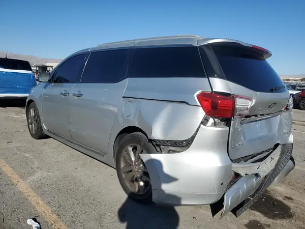 KNDME5C10H6273050 2017 KIA SEDONA - Image 2