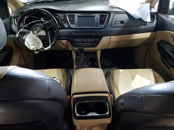 KNDME5C11H6271419 2017 KIA SEDONA - Image 8