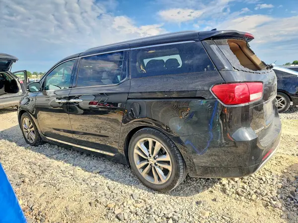 KNDME5C11J6397690 2018 KIA SEDONA - Image 2