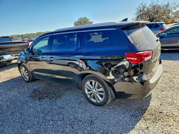 KNDME5C12G6156794 2016 KIA SEDONA - Image 2