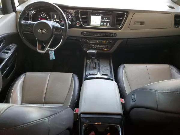 KNDME5C12H6271977 2017 KIA SEDONA - Image 8