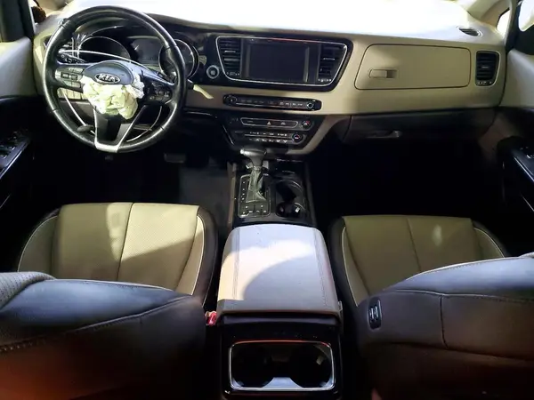 KNDME5C12H6271980 2017 KIA SEDONA - Image 8