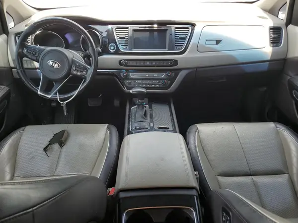 KNDME5C12H6274412 2017 KIA SEDONA - Image 8