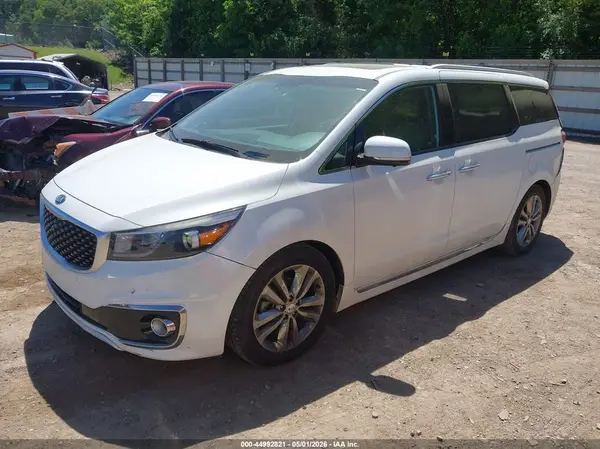 KNDME5C12J6346506 2018 KIA SEDONA - Image 2