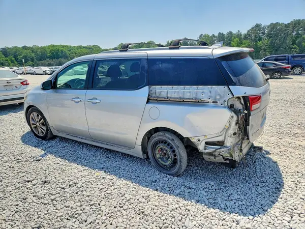 KNDME5C12J6356078 2018 KIA SEDONA - Image 2