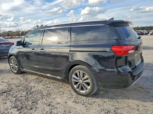 KNDME5C12J6376279 2018 KIA SEDONA - Image 2