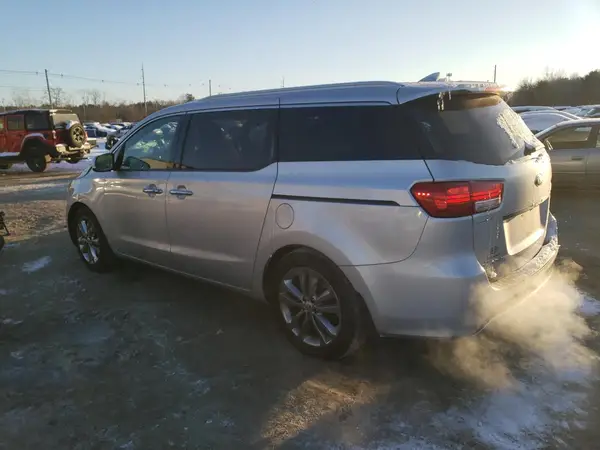 KNDME5C13G6155704 2016 KIA SEDONA - Image 2