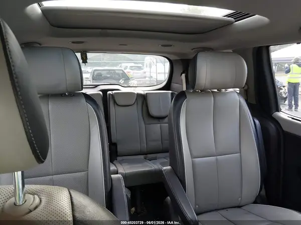 KNDME5C13G6156108 2016 KIA SEDONA - Image 8