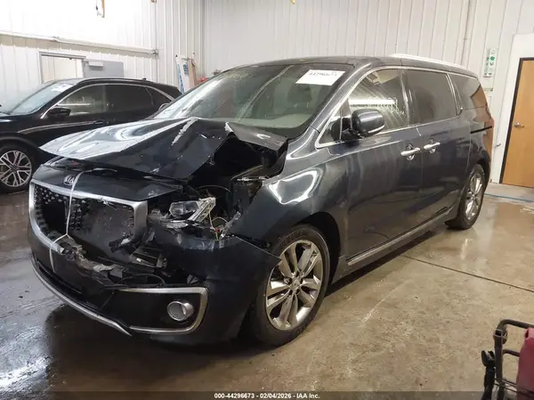 KNDME5C14G6158515 2016 KIA SEDONA - Image 2