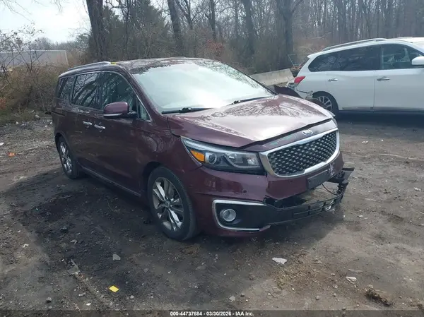 KNDME5C14J6357393 2018 KIA SEDONA - Image 1