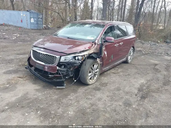 KNDME5C14J6357393 2018 KIA SEDONA - Image 2