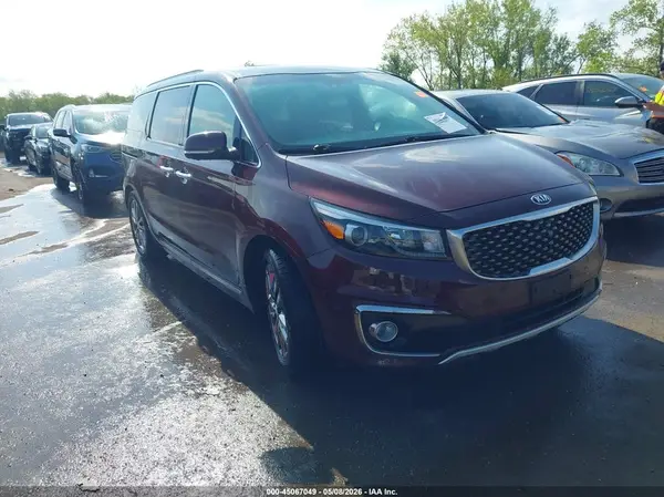 KNDME5C14J6374274 2018 KIA SEDONA - Image 1