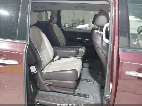 KNDME5C15G6128701 2016 KIA SEDONA - Image 8