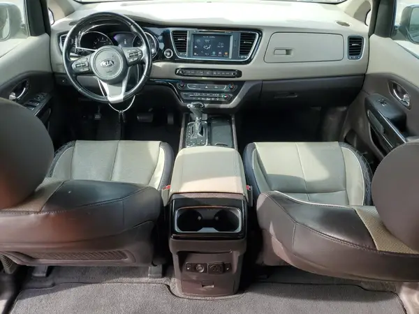 KNDME5C15G6135616 2016 KIA SEDONA - Image 8