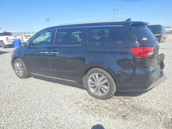 KNDME5C15J6348878 2018 KIA SEDONA - Image 2