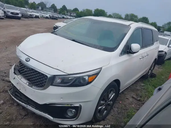 KNDME5C16G6109185 2016 KIA SEDONA - Image 2