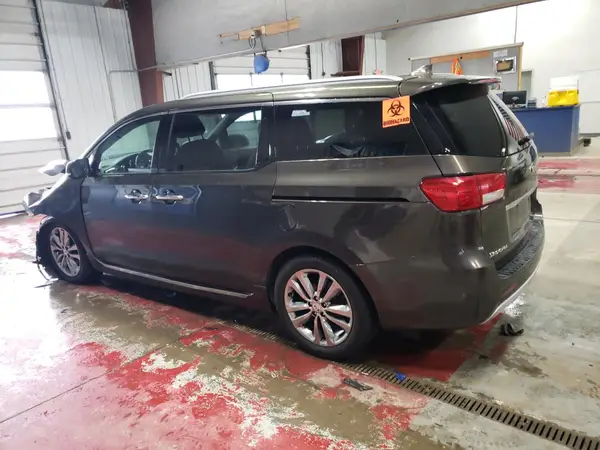 KNDME5C16G6135608 2016 KIA SEDONA - Image 2