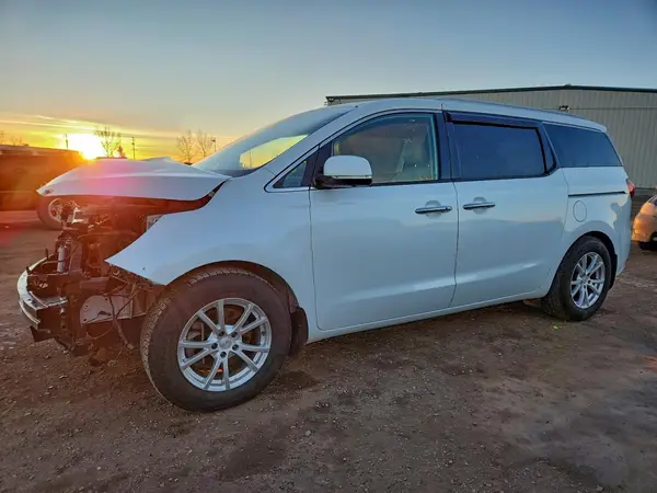 KNDME5C16J6355435 2018 KIA SEDONA - Image 1